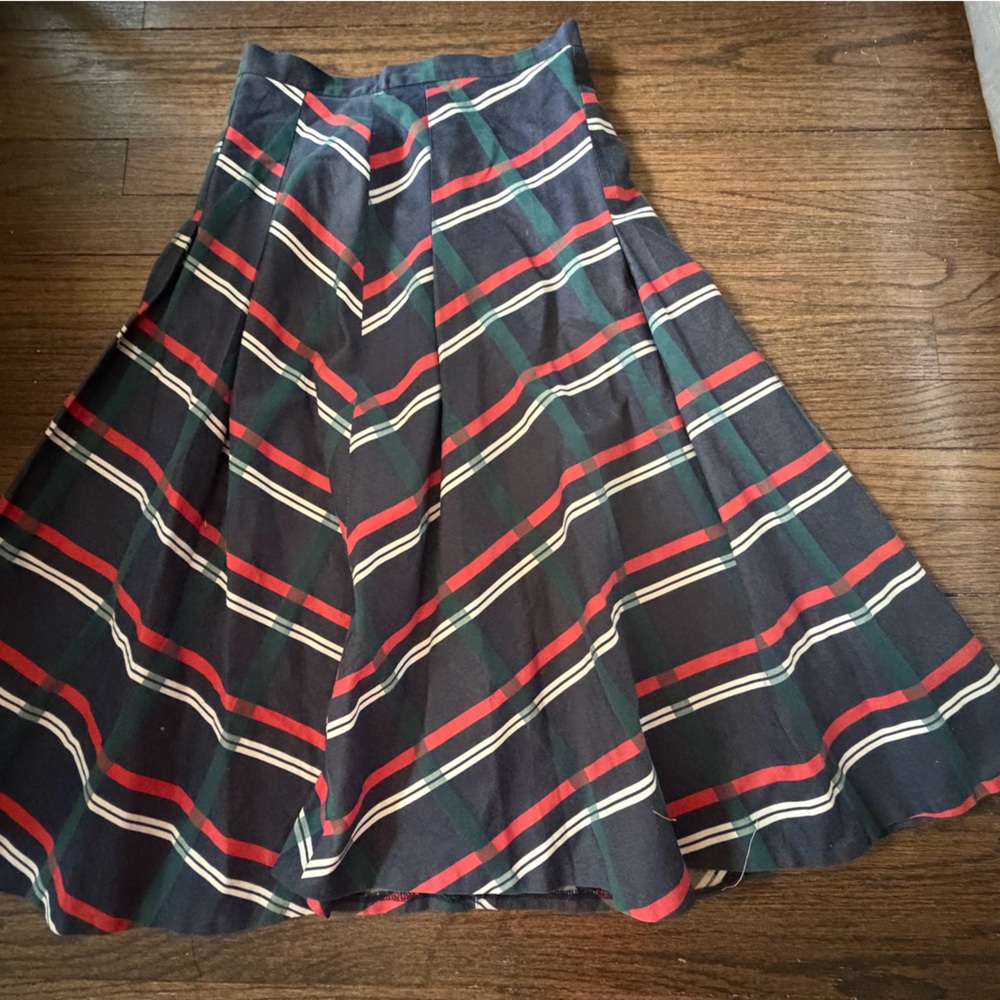 Lois Crayon Plaid A-Line Skirt - Red, Green, and Blue M